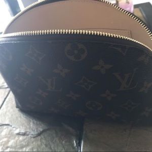 Louis Vuitton Pochette